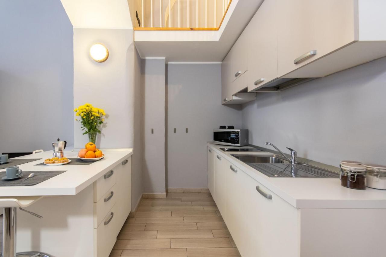Studio In Piazza Della Consolata By Wonderful Italy Apartment Торино Екстериор снимка